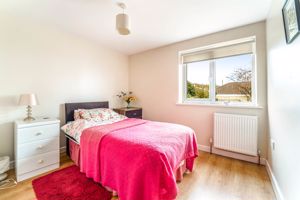 Photo 25- click for photo gallery